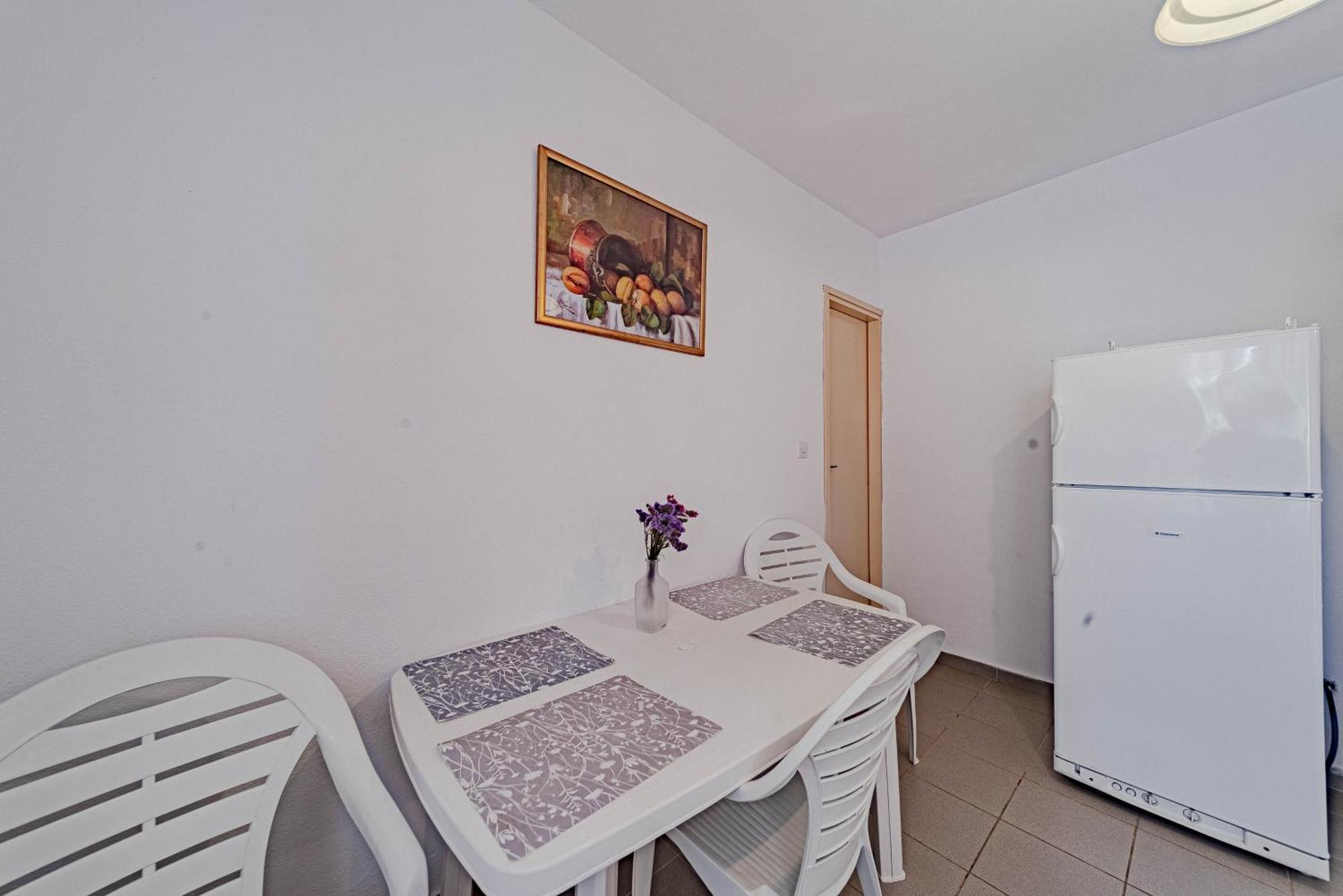 Seaside House For Families With Children Cove Rasohatica, Korcula - 4386 Lumbarda Kamer foto